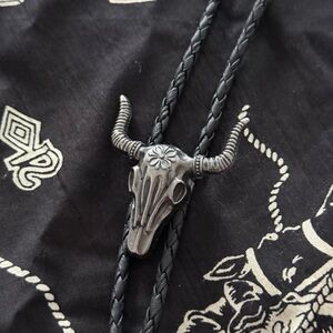 Silver Bull Skull Bolo Tie